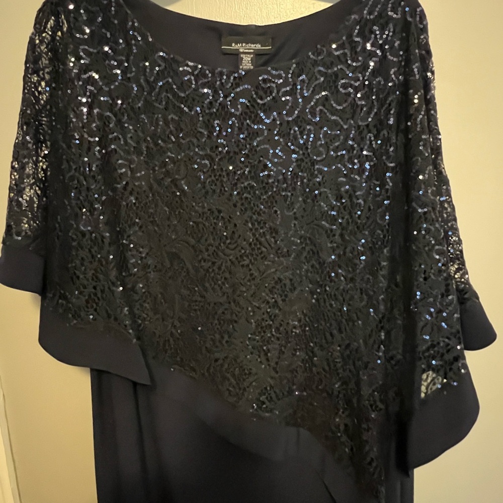 20W RM Richards full length Navy gown